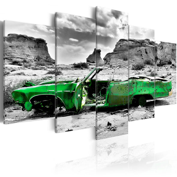 Canvas Print - Green retro car at Colorado Desert